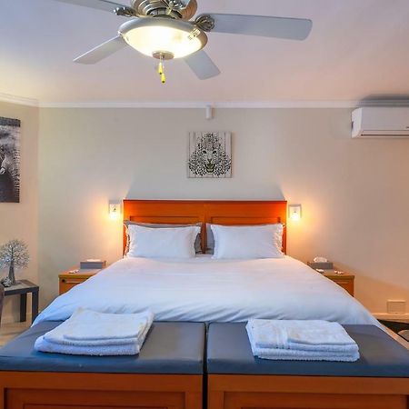 Pro Moni'S Guesthouse 梅森堡 外观 照片