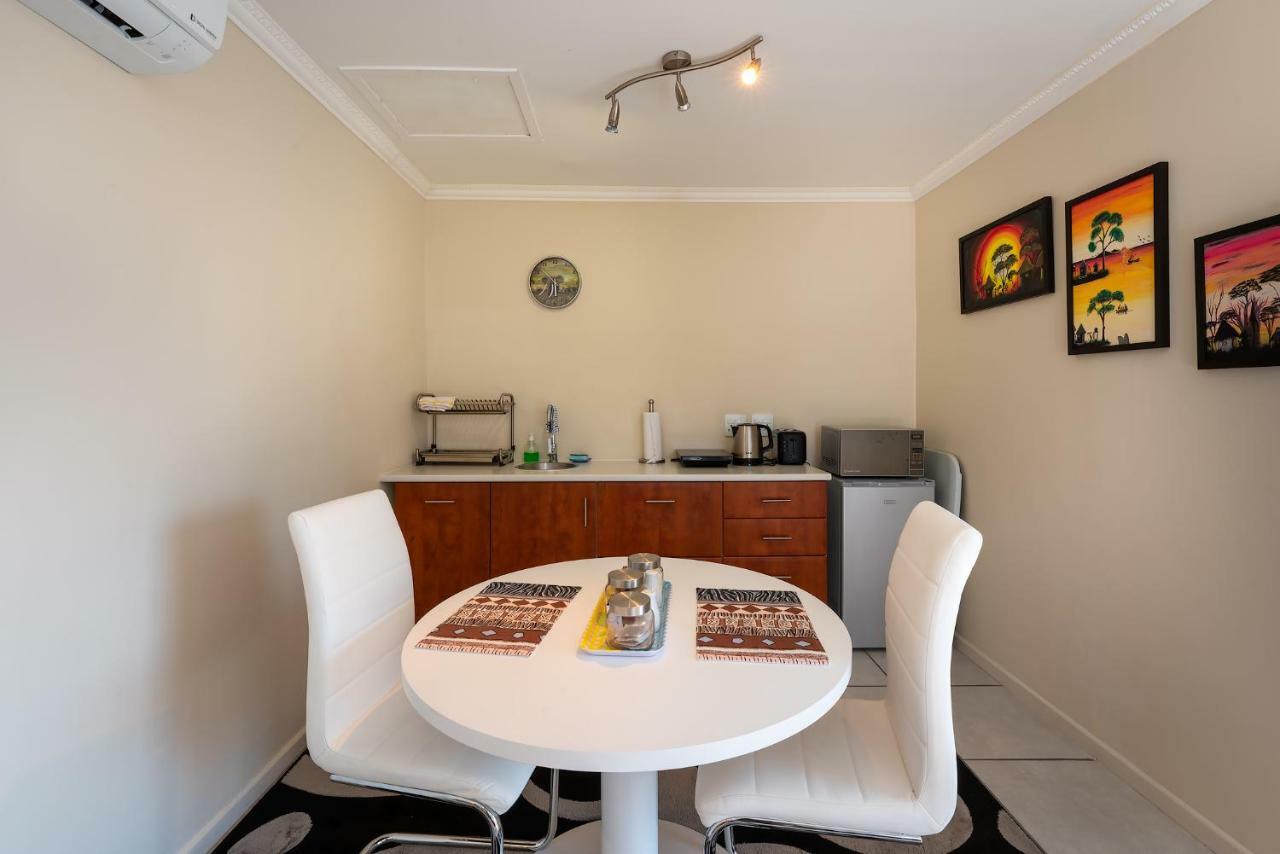 Pro Moni'S Guesthouse 梅森堡 外观 照片